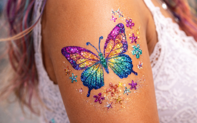 Le tatouage paillette : une tendance étincelante à adopter