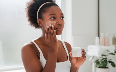 Peeling pour peaux noires : conseils et précautions à connaître